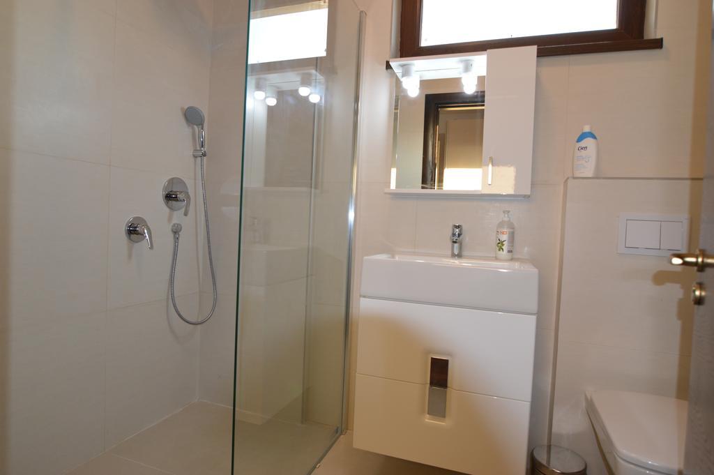 Bucharest Luxury Apartments Luaran gambar